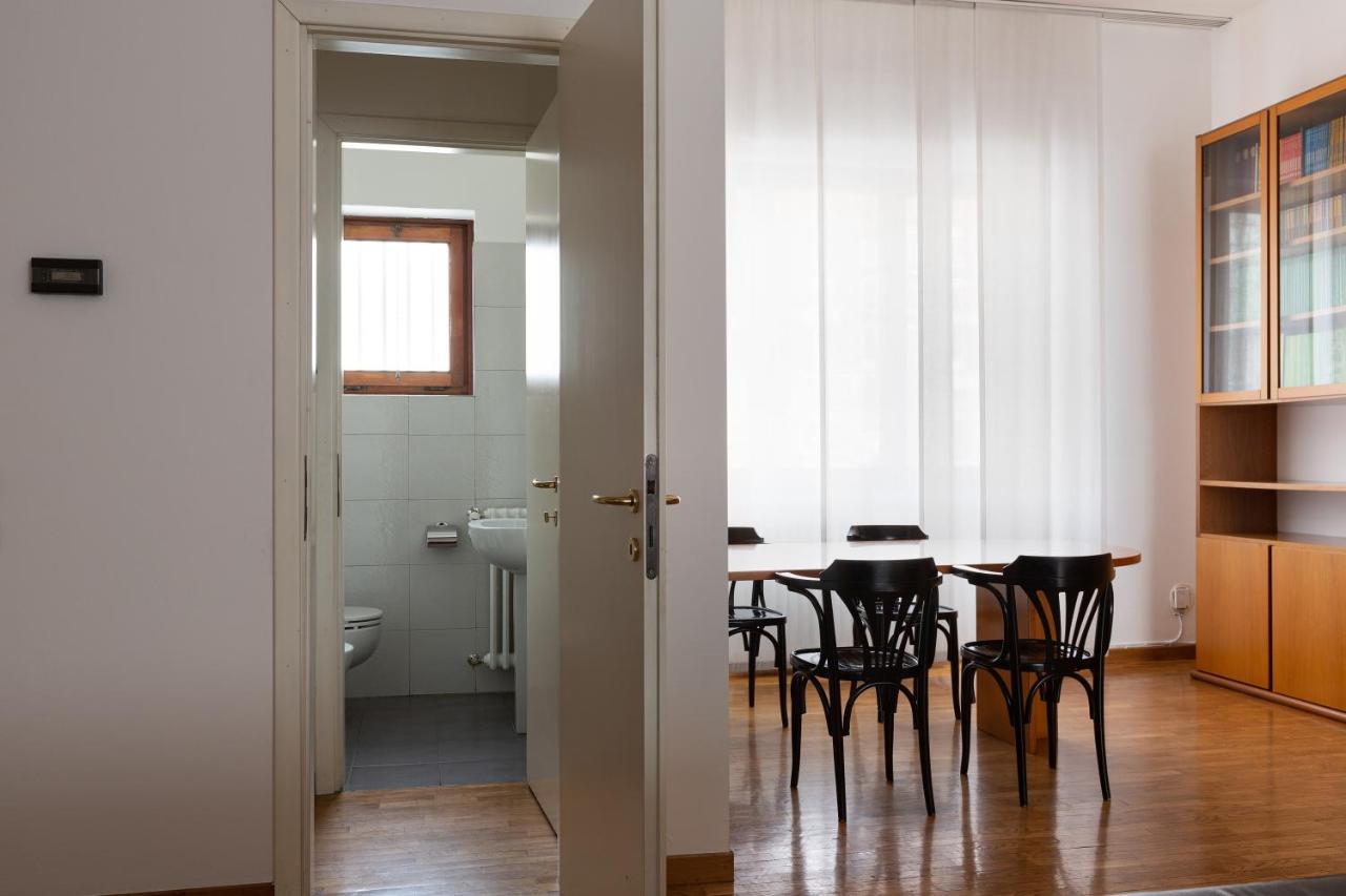 Ca' Stellini - Comoda Casa Indipendente Con Parcheggio Privato 米兰 外观 照片